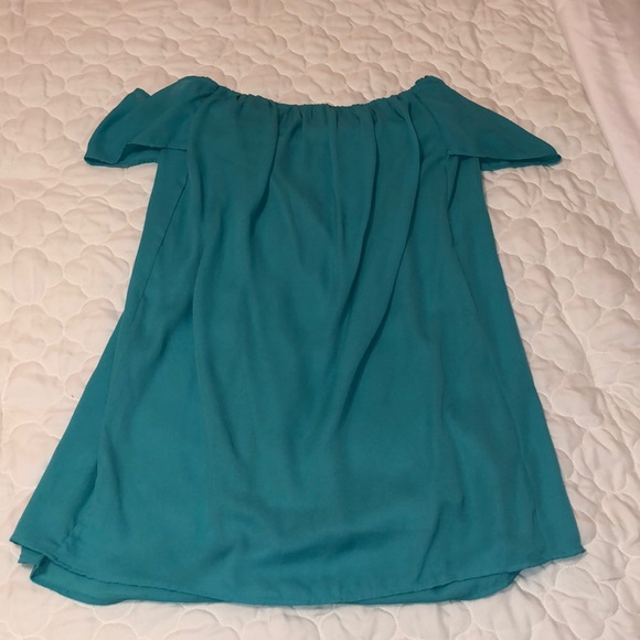 Dress - Picture 1 of 3